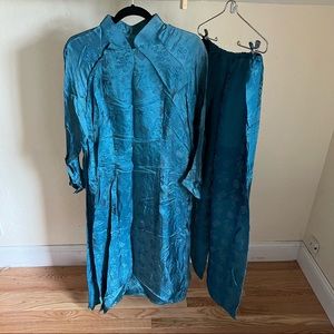 Custom Vietnamese áo dài